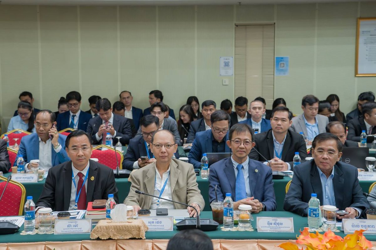 柬埔寨政府召开法律改革会议 推进公共行政现代化