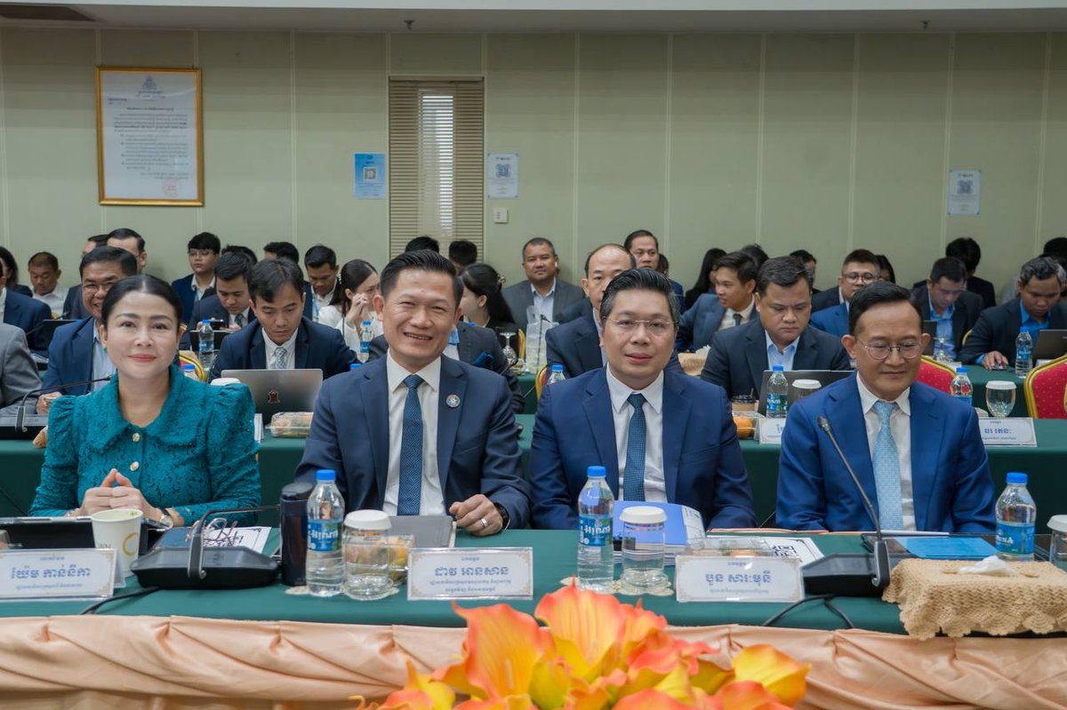 柬埔寨政府召开法律改革会议 推进公共行政现代化