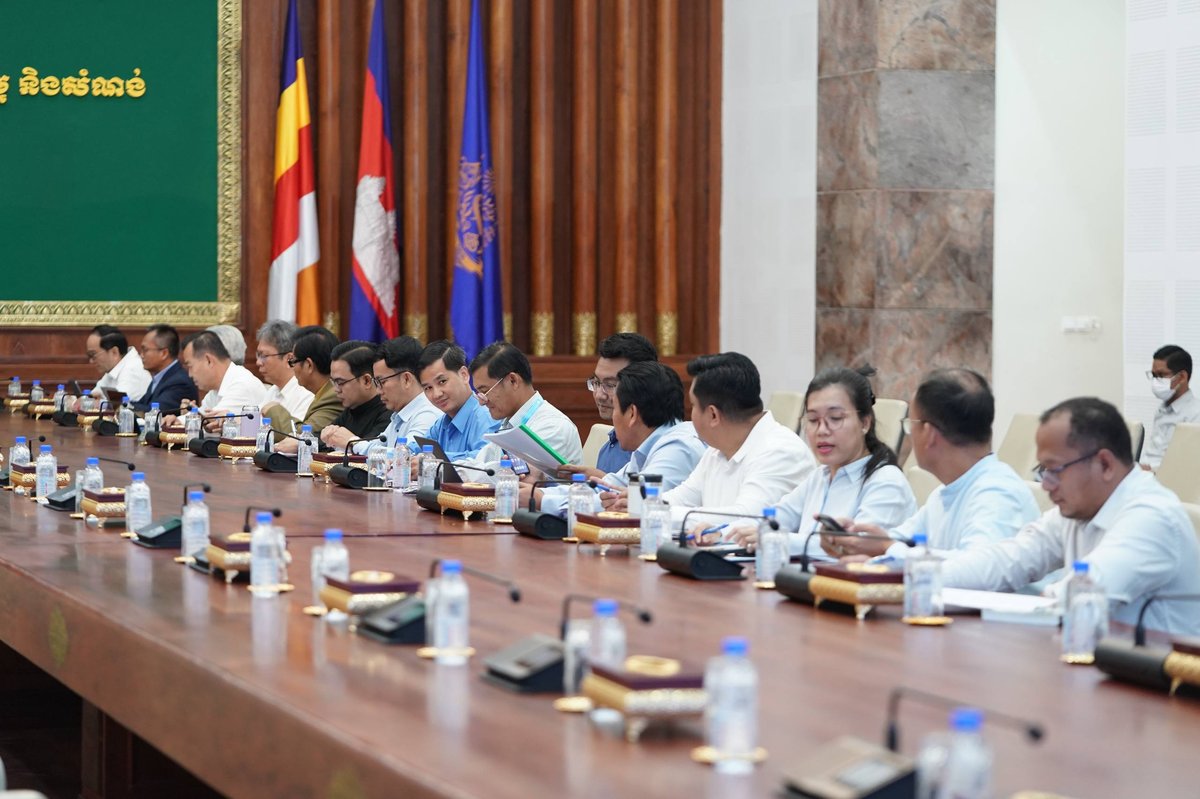 国土规划与建设部国务秘书Tuk Reth Samrach主持
