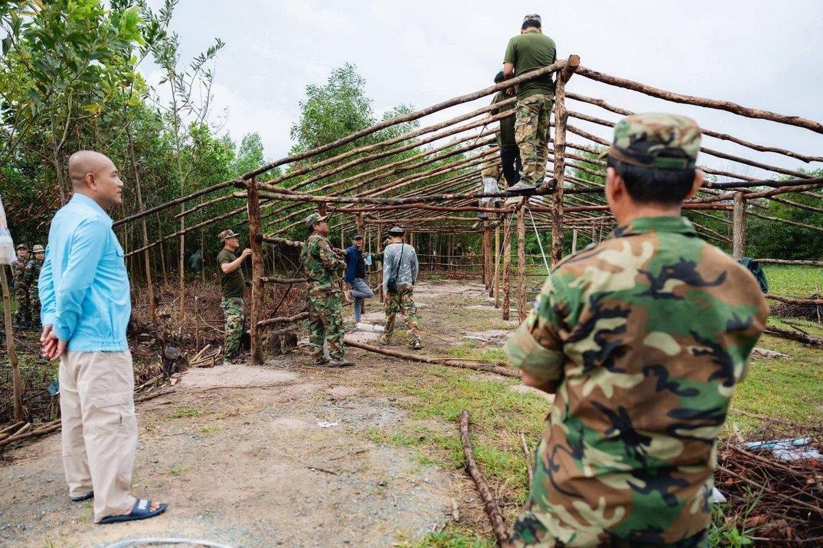国土规划与建设部官员视察白马省，检查畜牧业基础设施建设进度，