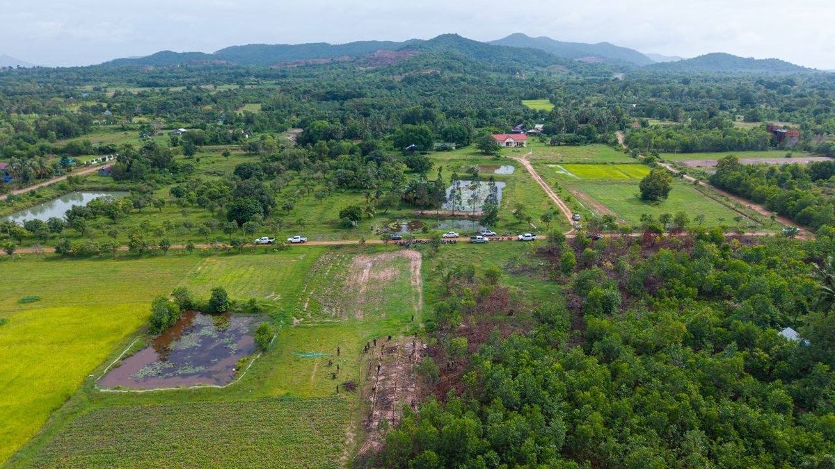 国土规划与建设部官员视察白马省，检查畜牧业基础设施建设进度，