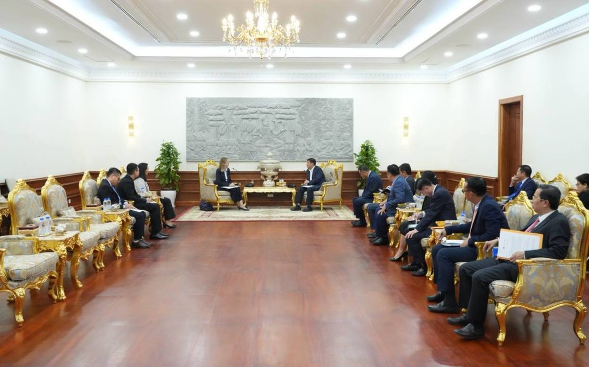 国土规划部与亚洲基金会驻柬代表举行会谈,探讨通过项目合作提升