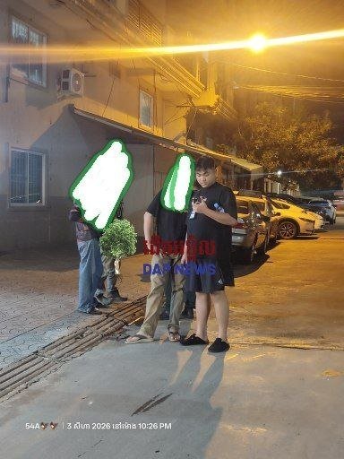 森速区发生摩托车碰撞事故 疑似不明身份人员介入调解