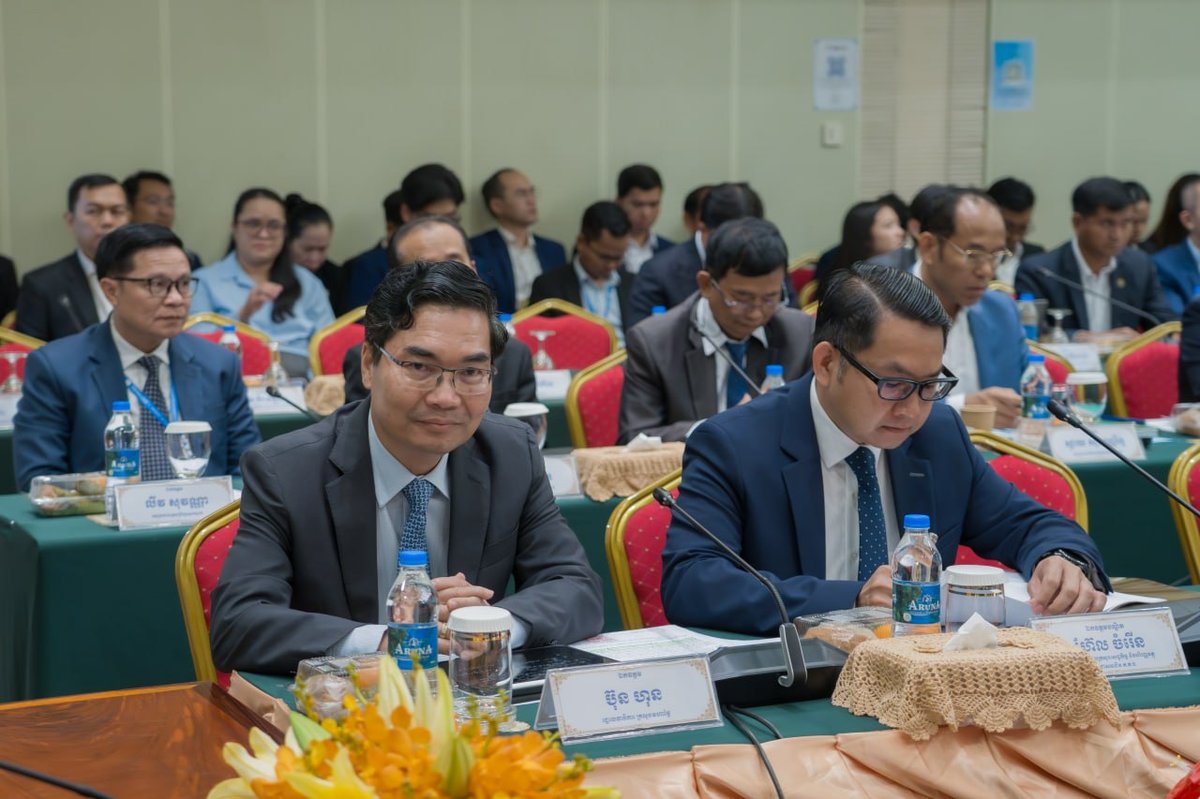 副总理翁赛维苏指导法律改革委员会工作