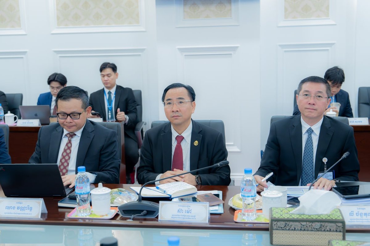 翁赛维索主持法规影响评估改革会议 优化营商环境
