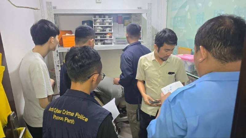 金边棉芷区警方查获近2万张SIM卡 捣毁网诈窝点