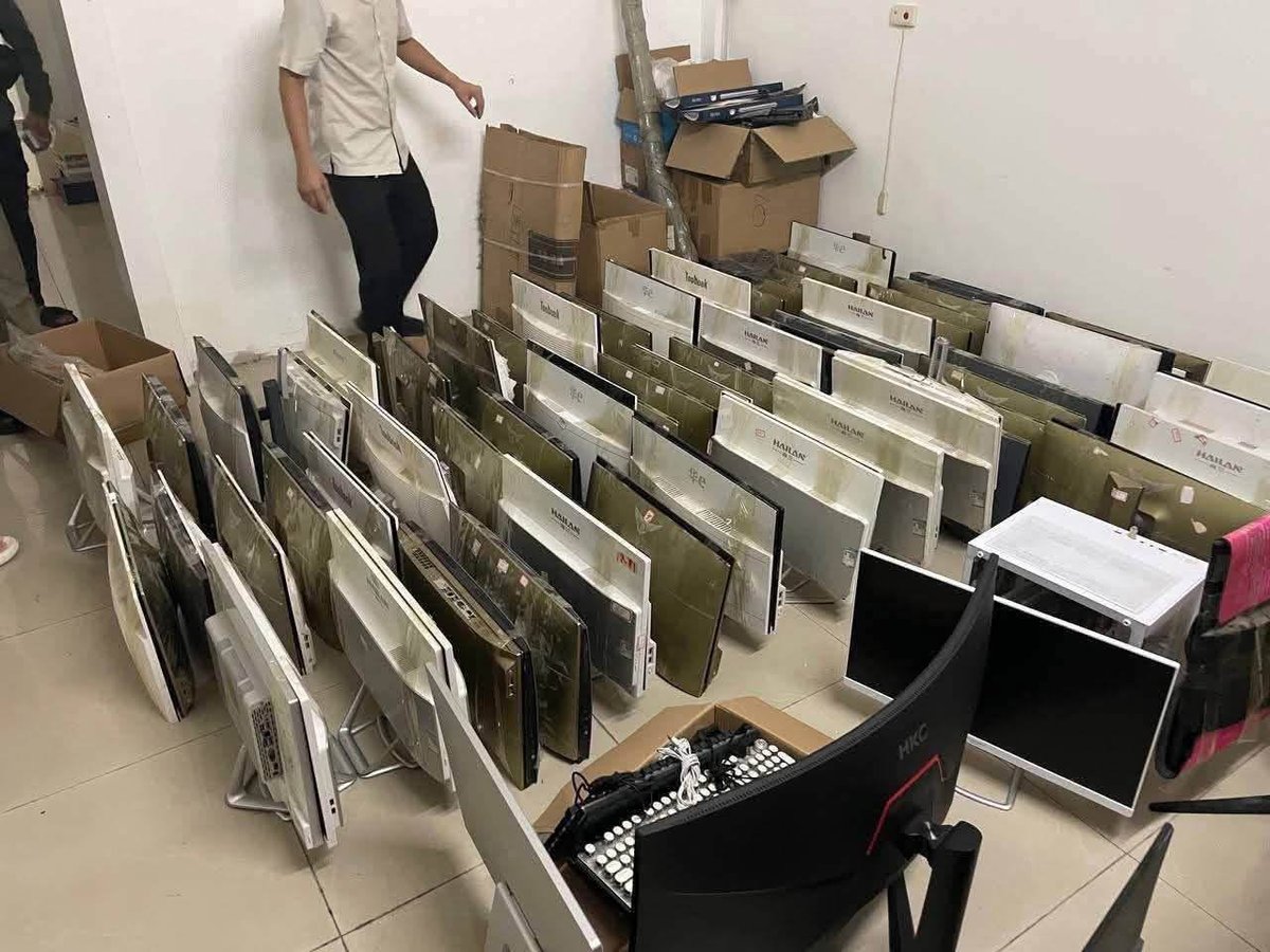 金边棉芷区警方查获近2万张SIM卡 捣毁网诈窝点