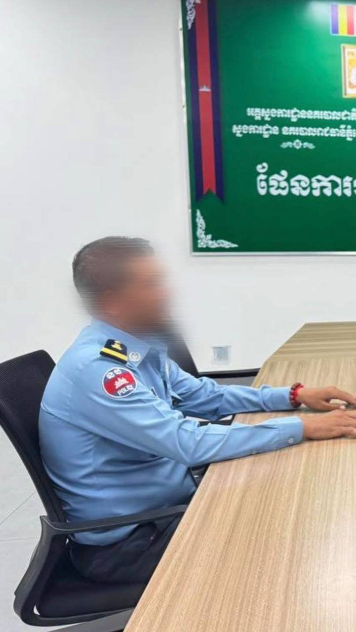金边交警勒索外国游客$500被停职及开除