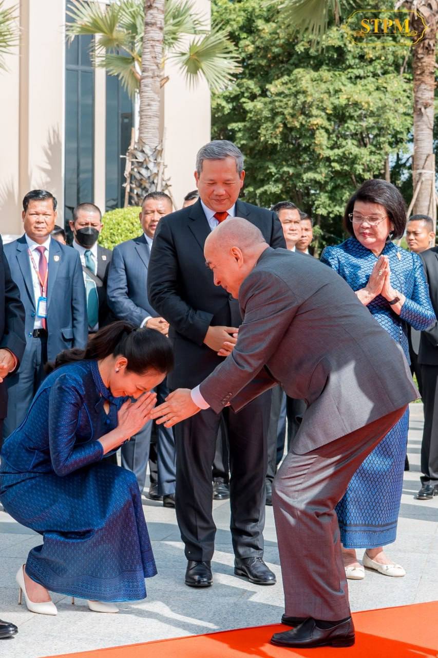 洪玛奈首相出席参议院新大楼 团结大厦启用仪式