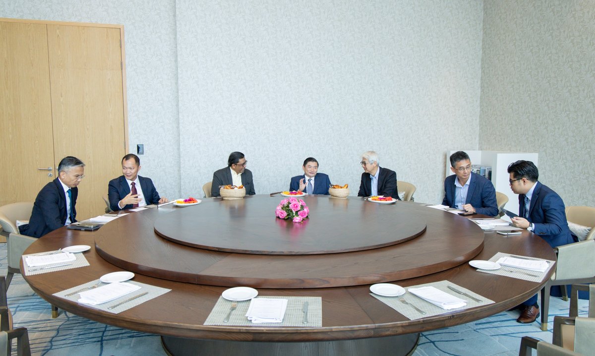 劳工部部长兴索会见马来西亚学者 探讨区域劳动力市场发展