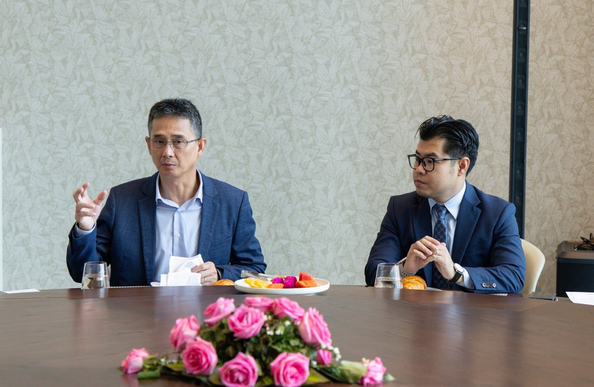 劳工部部长兴索会见马来西亚学者 探讨区域劳动力市场发展