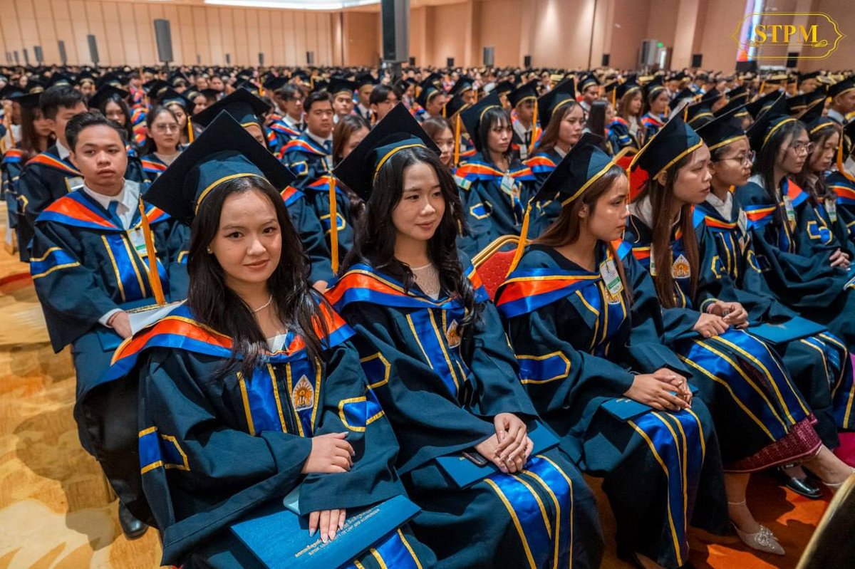 洪玛奈出席皇家法律经济大学毕业典礼 4001名学生获学位