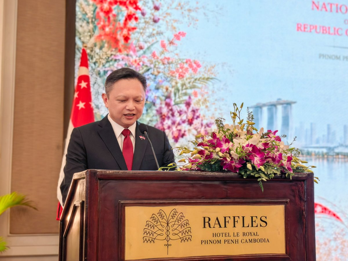 劳工部部长出席新加坡国庆招待会 强化双边合作