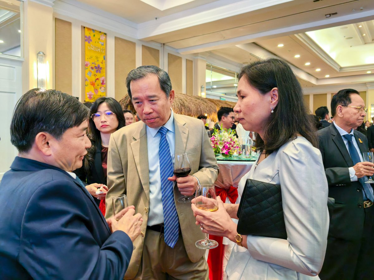 劳工部部长出席新加坡国庆招待会 强化双边合作