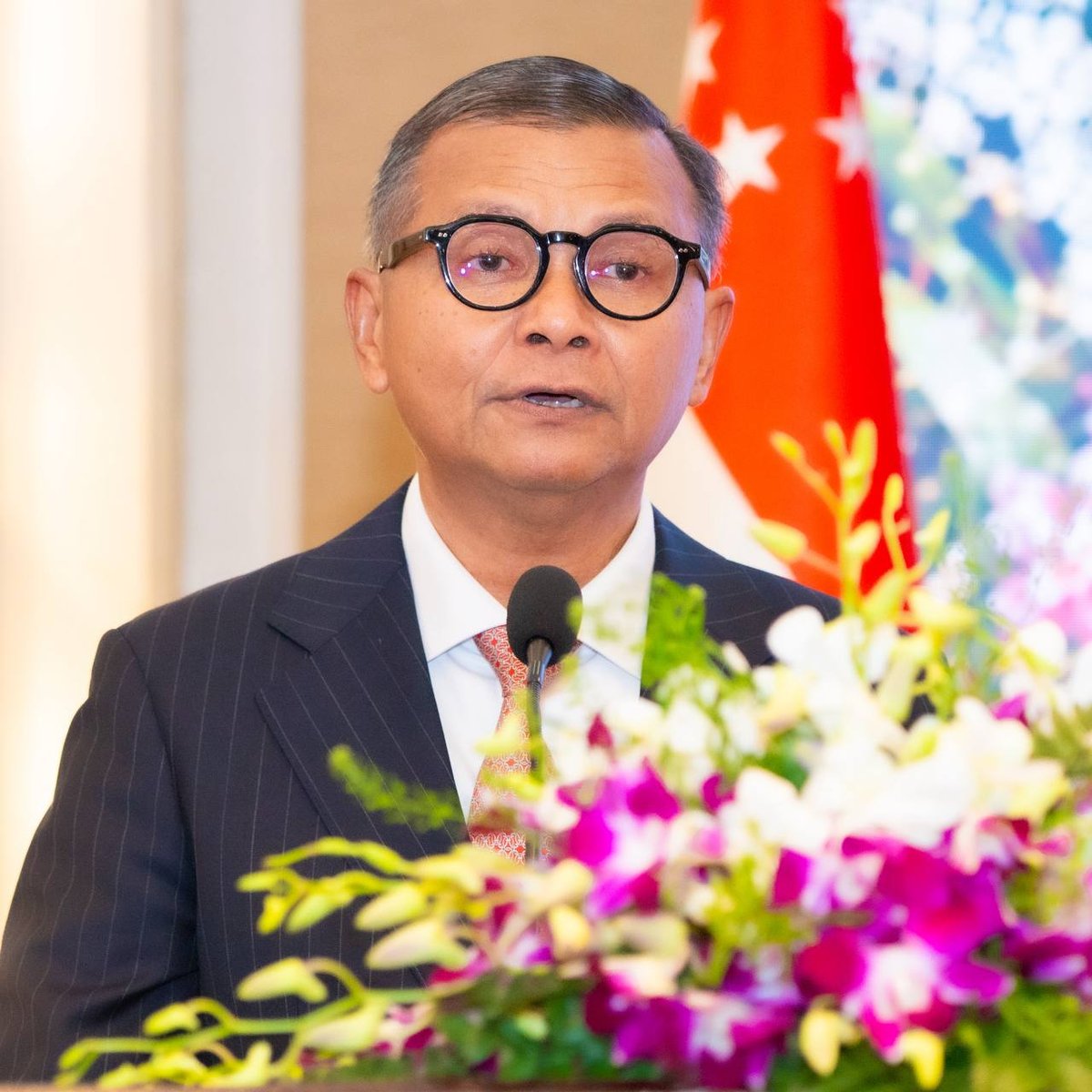 柬埔寨旅游部部长胡哈与教育青年体育部部长洪尊那隆出席新加坡驻
