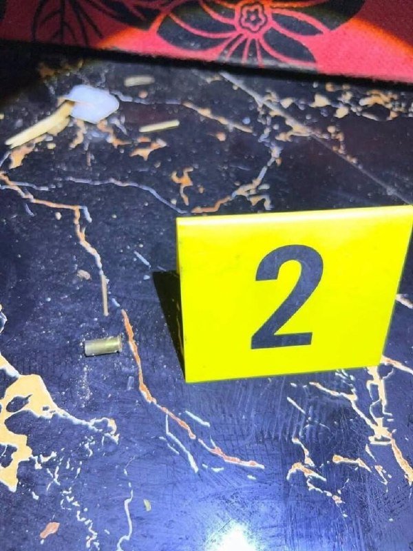 暹粒省一家KTV发生非法持枪开枪事件,一名46岁男子被当场逮