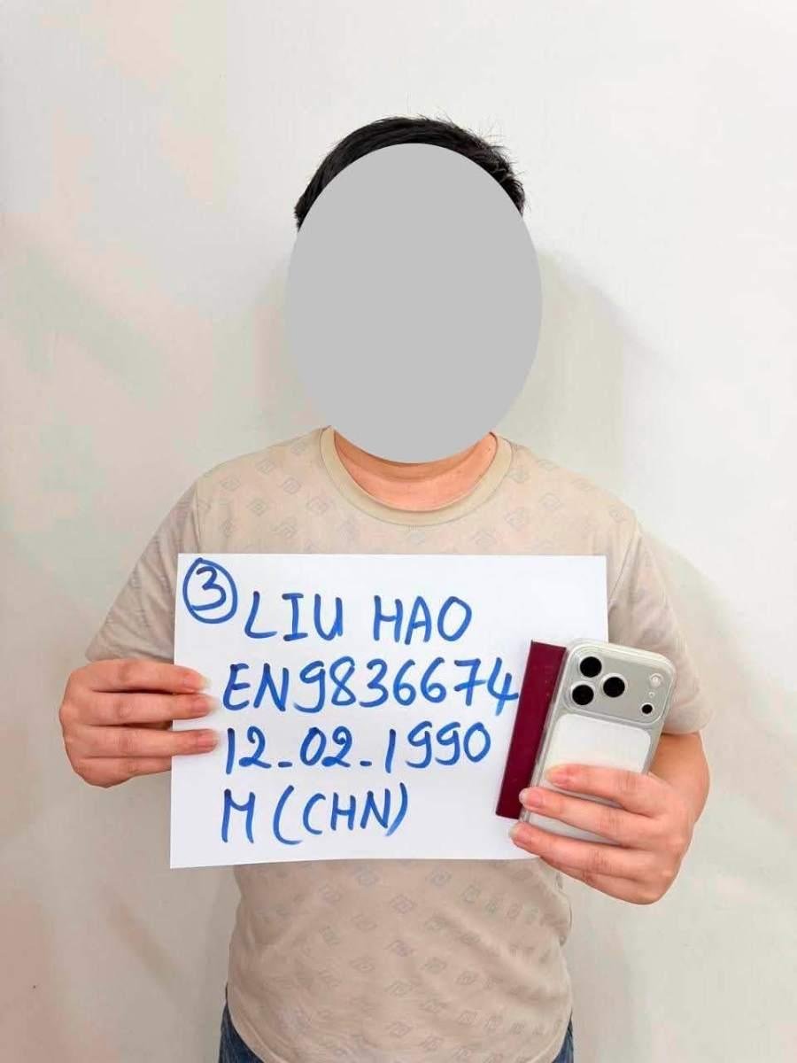 金边警方突袭钻石岛网诈窝点 抓获7名嫌疑人
