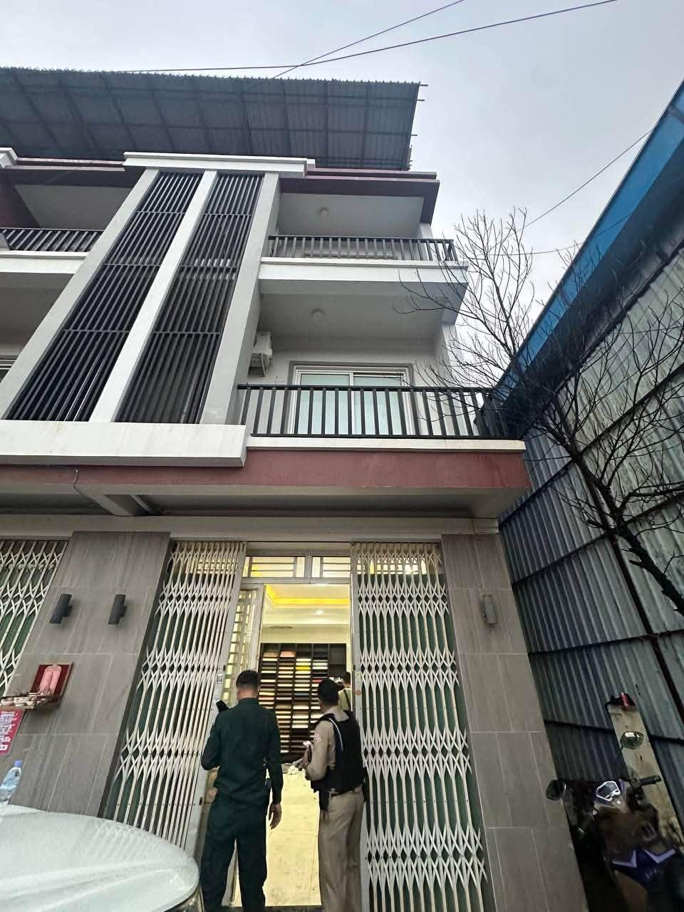 西港警方查获电诈窝点 逮捕7名中国籍嫌疑人