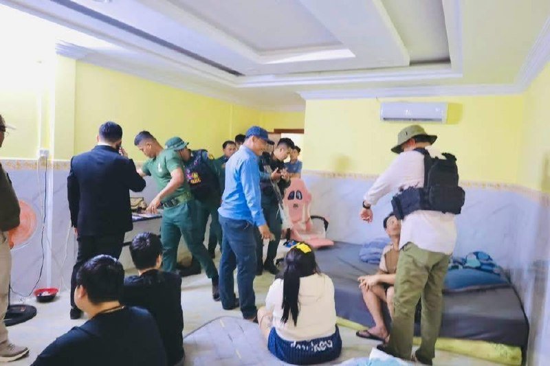 柴桢省统一指挥部对巴域市6处窝点进行行政检查,抓获13名涉嫌