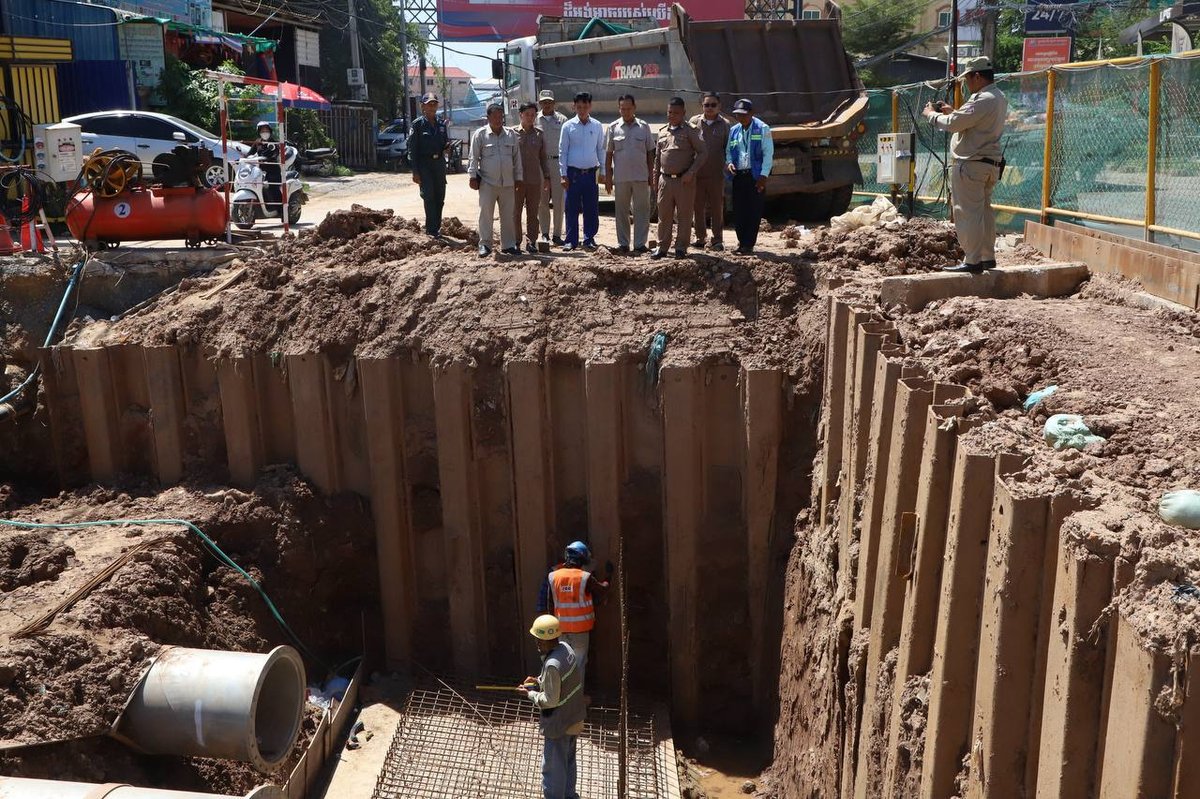金边雷西郊区新建抽水站启用 每秒排水8.34立方米