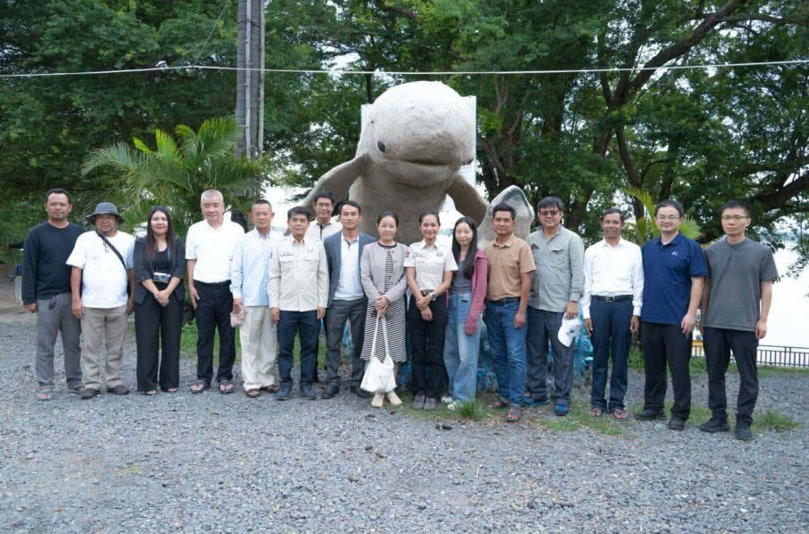 三国专家组赴柬考察湄公河海豚栖息地 评估生态保护成效