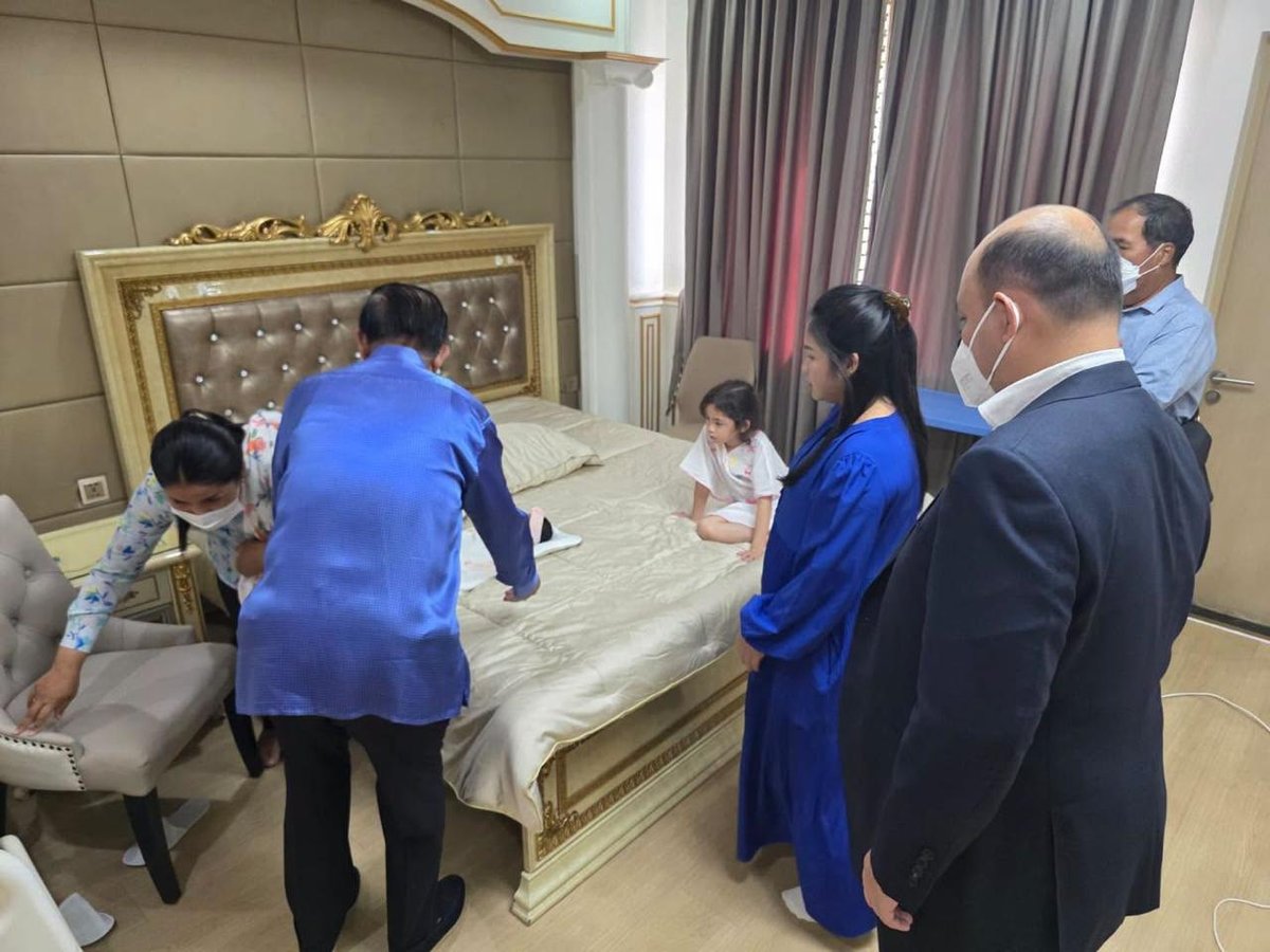 洪森分享家庭生活感悟 强调长辈关爱对亲子关系影响