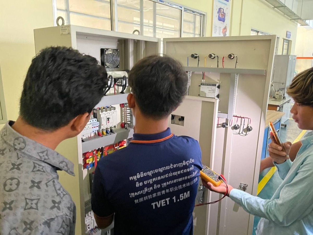 柴桢省近4000名青年完成职业技能培训 获政府就业支持
