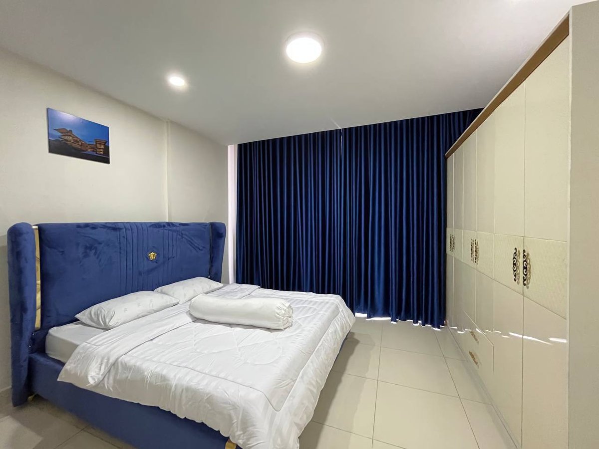 炳发集团小区排屋招租 月租$600带部分家具