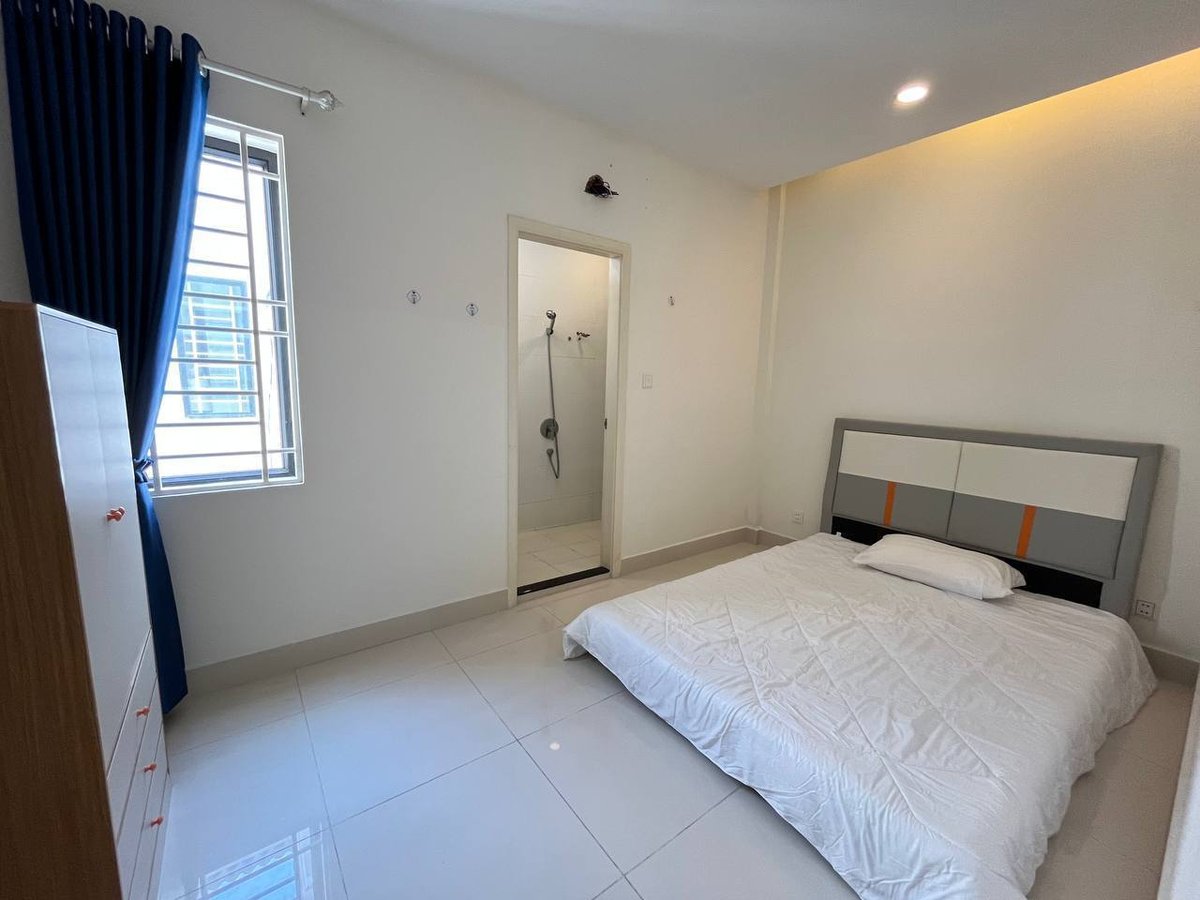 炳发集团小区排屋招租 月租$600带部分家具
