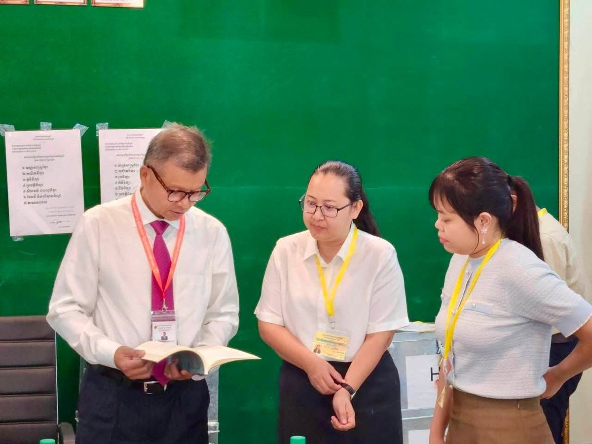 教育部表示,8月10日举行的高考成绩电子化核算及验证工作自8