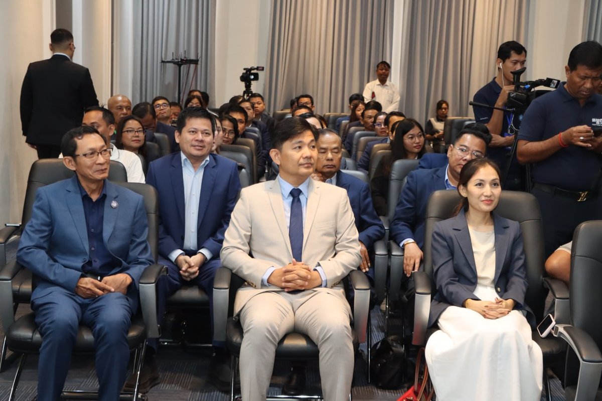 柬埔寨农业发展银行(ARDB)与柬埔寨记者俱乐部(CCJ)签