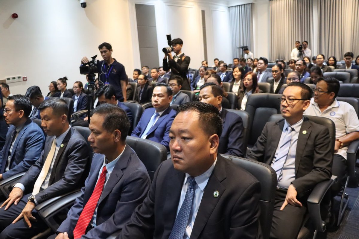 柬埔寨农业发展银行(ARDB)与柬埔寨记者俱乐部(CCJ)签