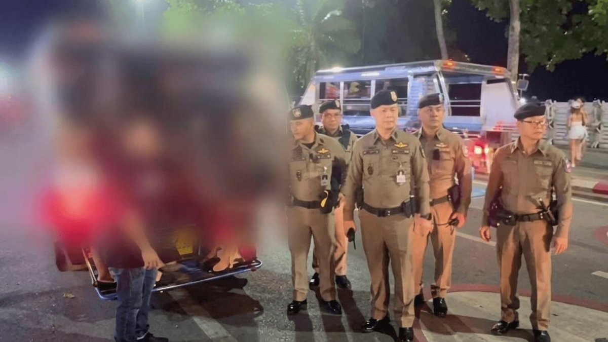 美国航母停靠芭提雅 泰国警方加强治安管控
