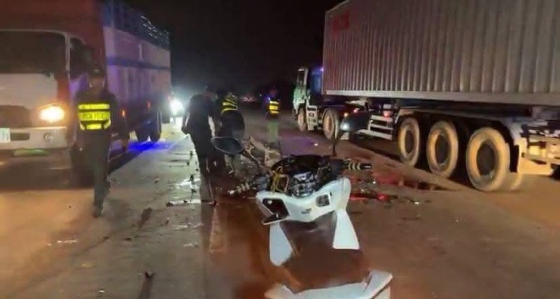 干拉省国道1号线发生严重车祸 2人当场死亡