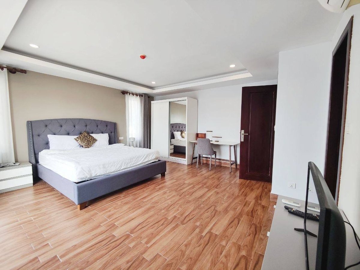 BKK3复式顶层公寓招租 3房4卫含清洁月租$1900