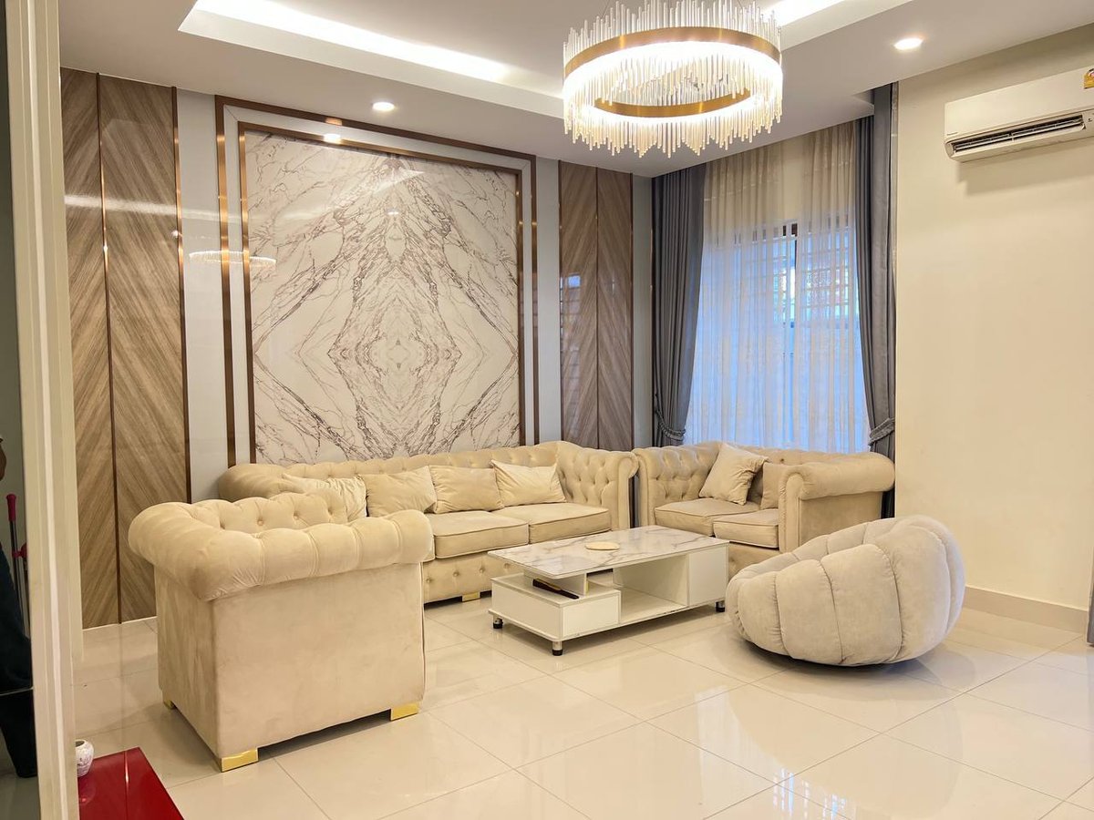 1号公路炳发城双拼别墅出租 月租$1500 家具齐全