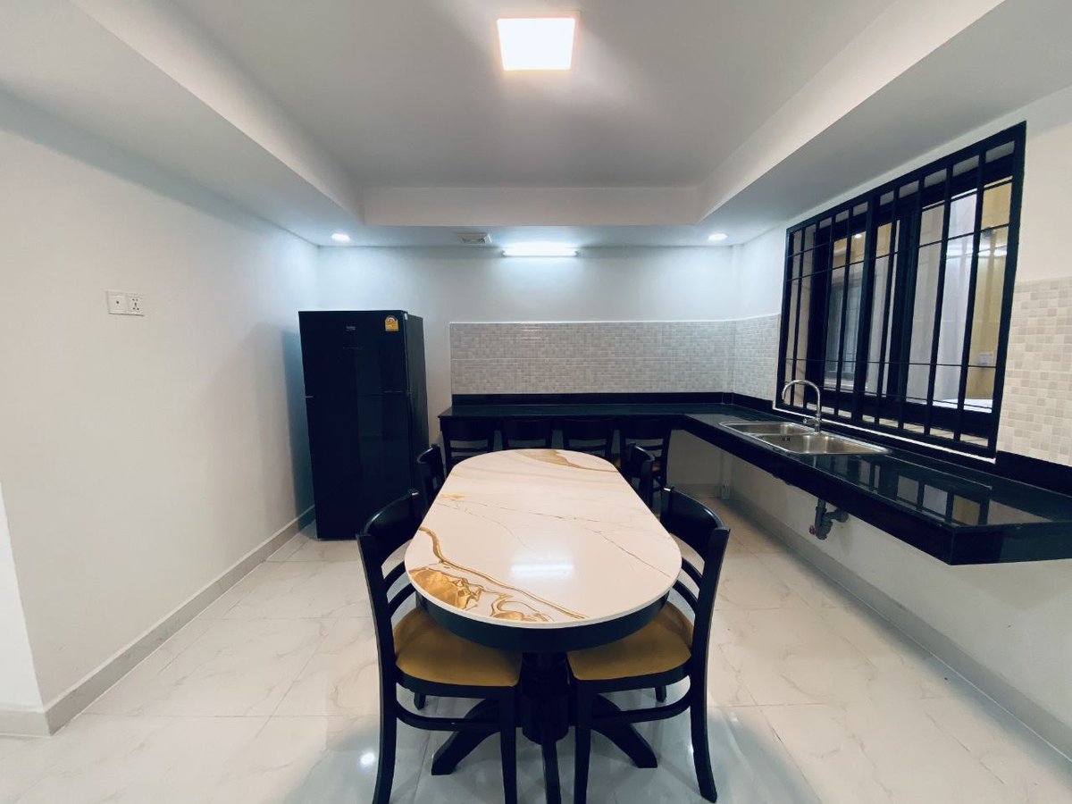 水净华桥附近OCIC小区排屋出租 月租$600家具齐全