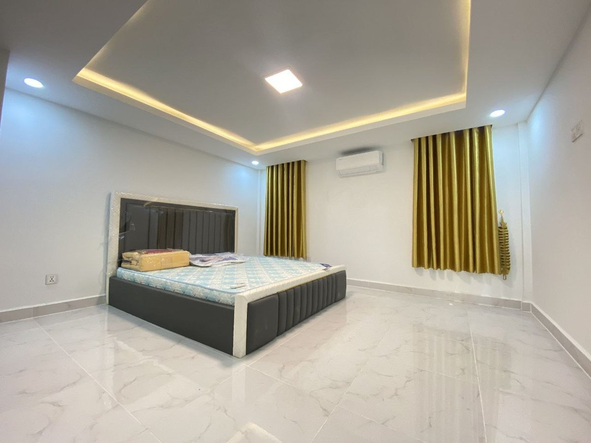 水净华桥附近OCIC小区排屋出租 月租$600家具齐全