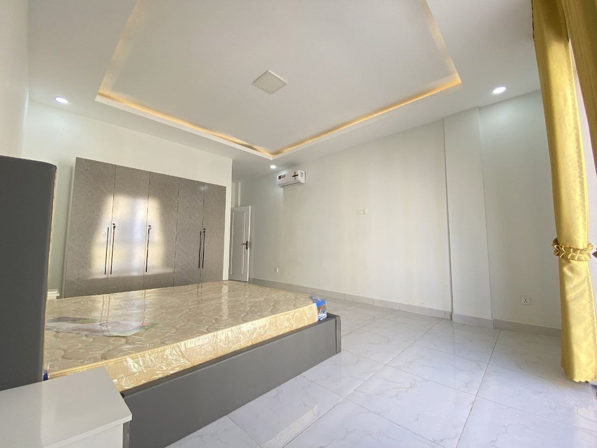 水净华桥附近OCIC小区排屋出租 月租$600家具齐全
