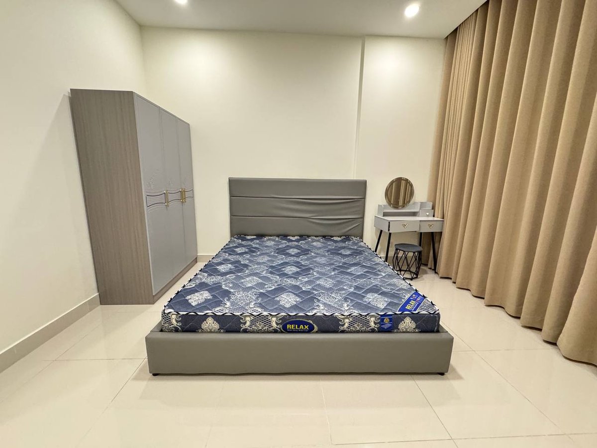 一号路炳发城排屋出租 月租$750 家具齐全