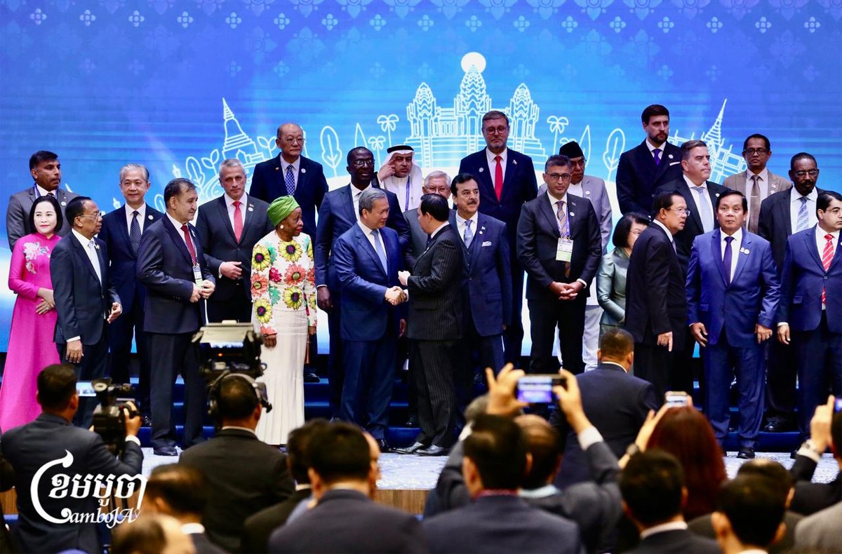 金边举办第二届国际议会会议 聚焦全球安全与和平