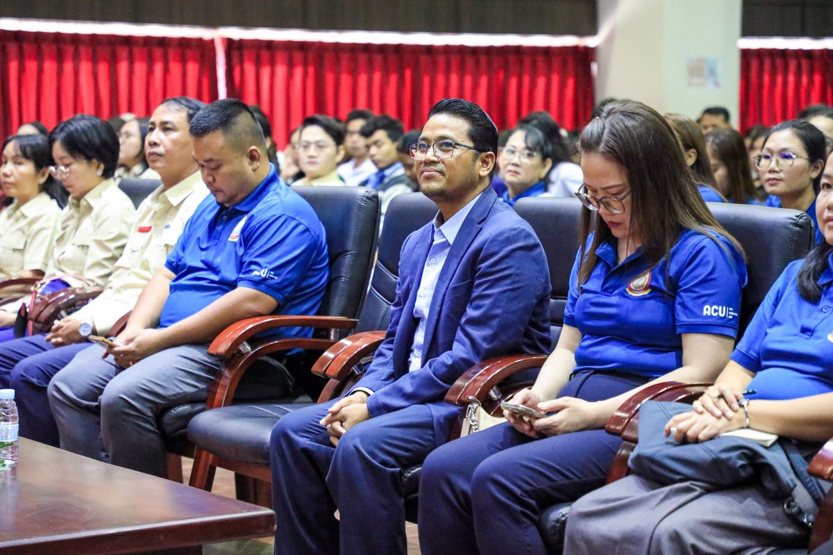 皇家金边大学联合柬埔寨反腐败单位,为即将参加8月10日高中毕