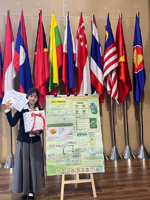 皇家金边大学学生获2026年东盟夏令营最佳海报奖