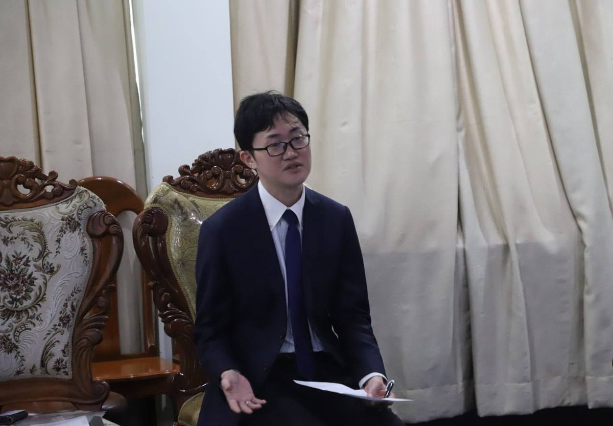 皇家金边大学校长会见日本国际交流基金会代表