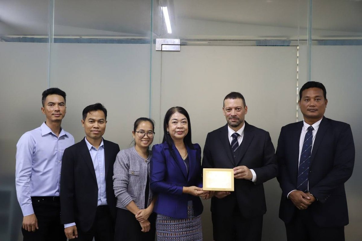 皇家金边大学与澳门圣若瑟大学开展学术交流