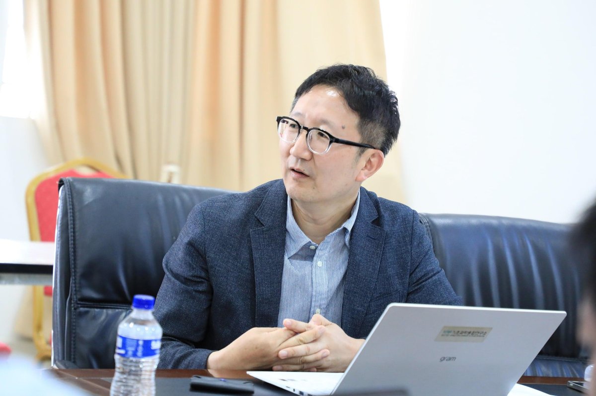皇家金边大学与韩国崇实大学开展科研合作交流