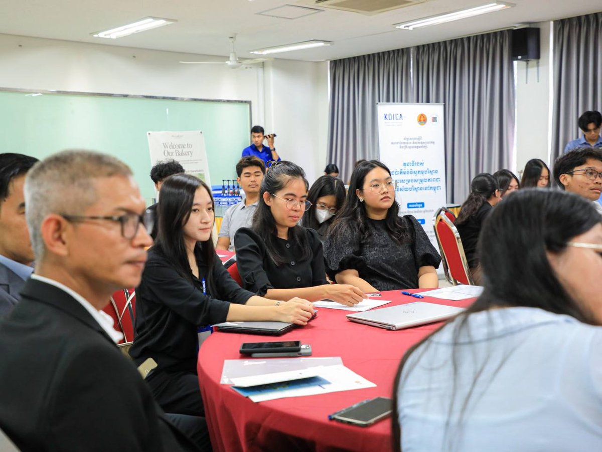 皇家金边大学举办环境领域产学研合作研讨会