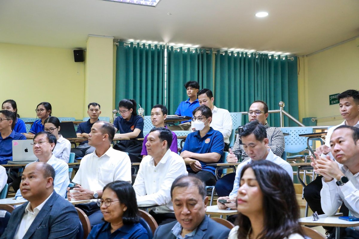 皇家金边大学开展教学质量模拟评估 涵盖英语及教育管理