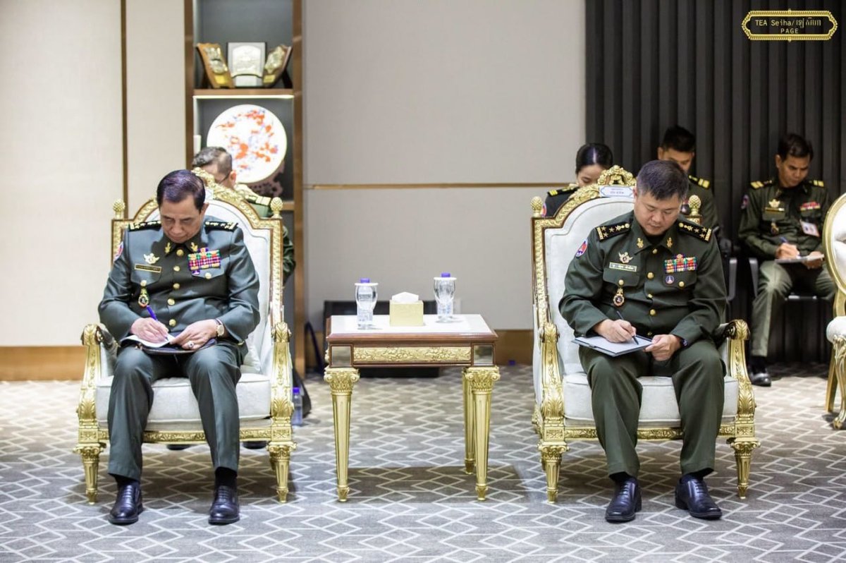 柬埔寨国防大臣狄西哈会见越南国防部副部长