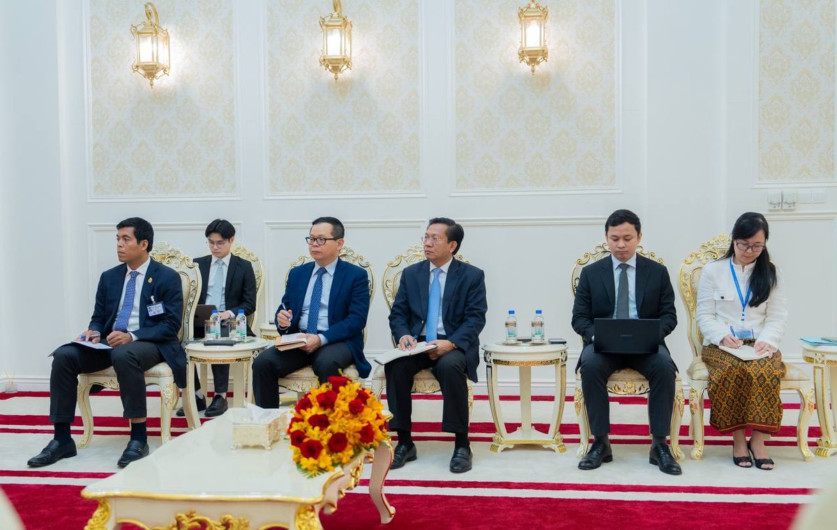 柬埔寨副总理翁赛维索会见美国驻柬使馆代办 探讨双边合作